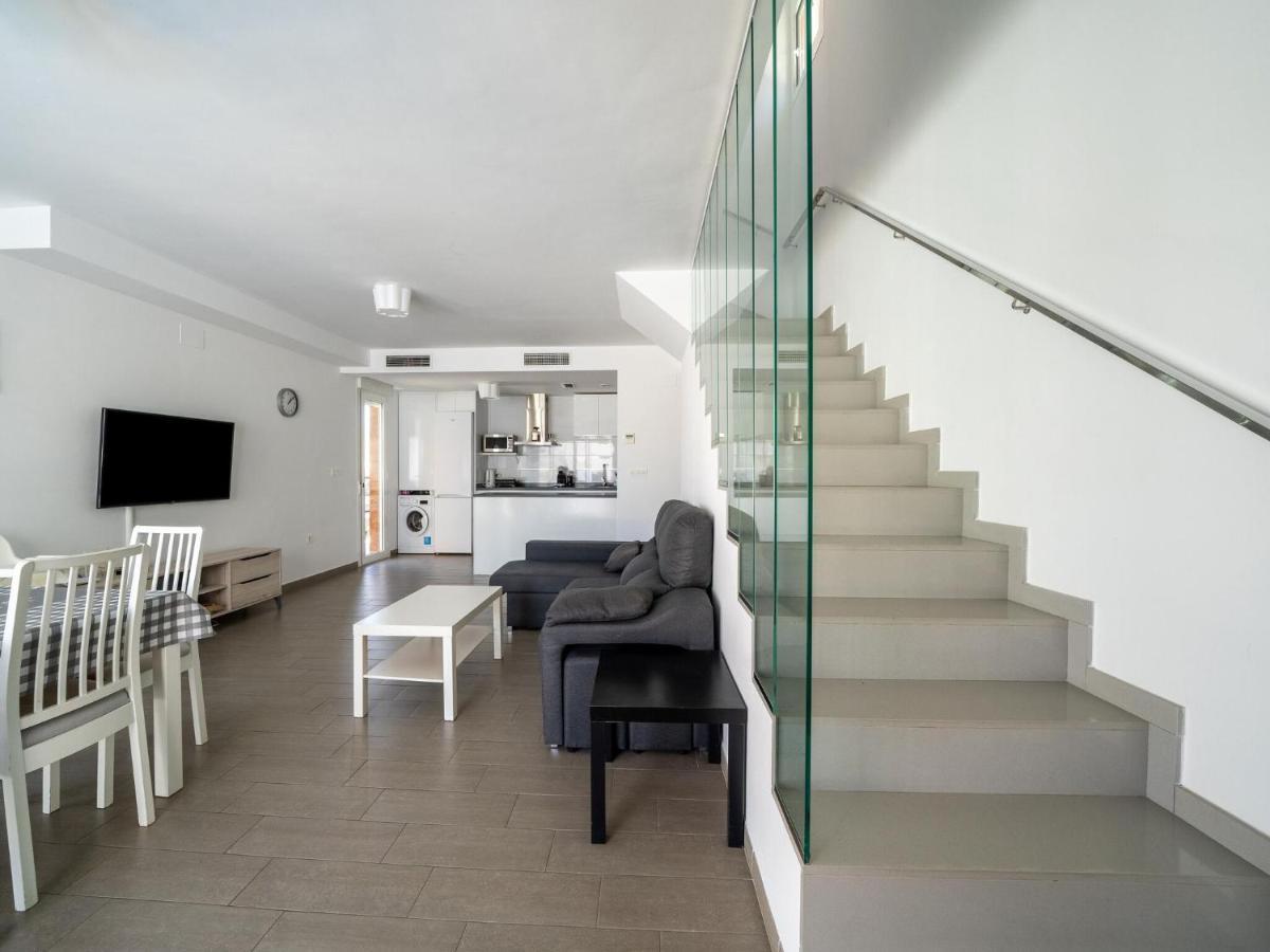 Belvilla By Oyo Villa Dara กราน อาลากันต์ ภายนอก รูปภาพ